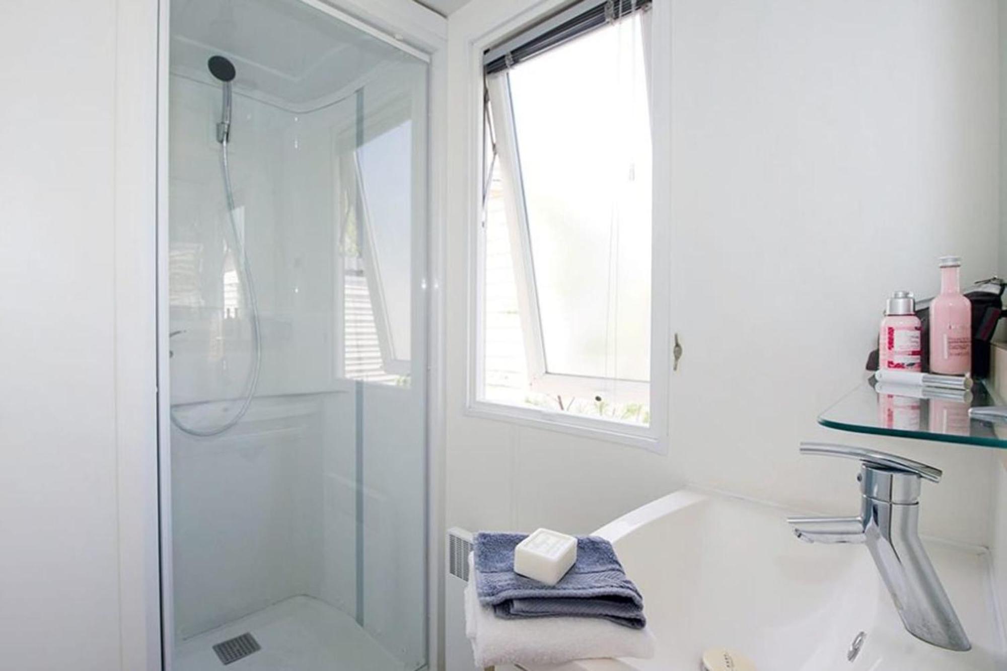 Mobile Home Camping Marvilla Parks Le Petit Mousse M028 Vias Zewnętrze zdjęcie